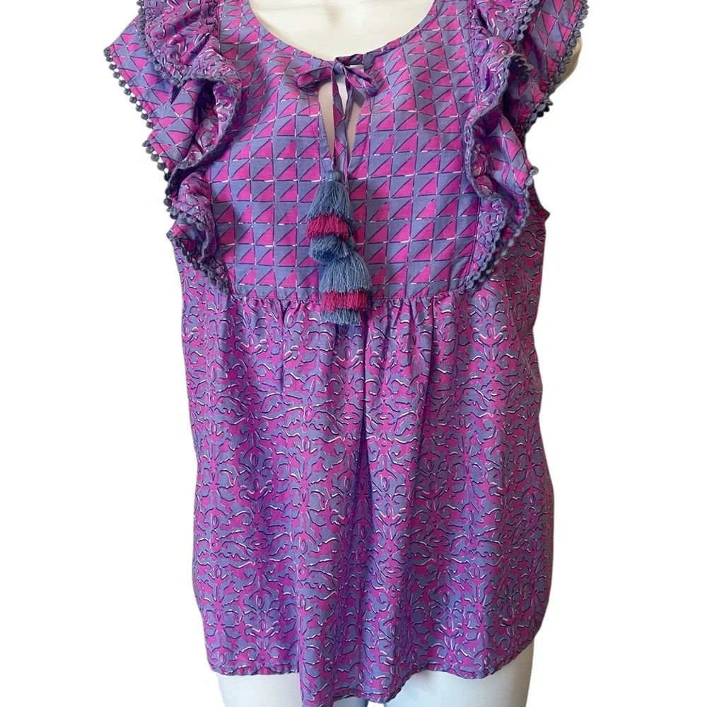 Vineyard Vine Anegada Block Print Ruffled Top, Notched Neck XS in Blue/pink - Picture 4 of 9